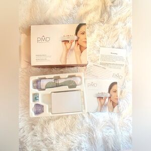 PMD Skincare Device in White